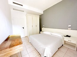 Aura Living Hotel