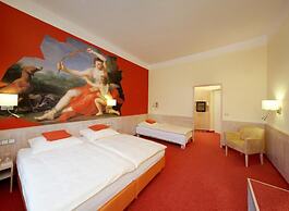 Hotel Adria München