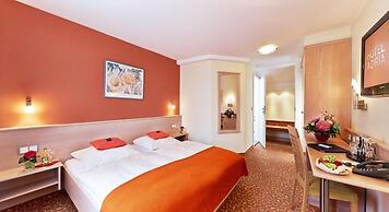 Hotel Adria München