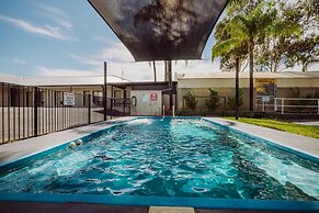 Artesian Spa Motel