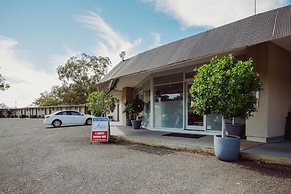 Artesian Spa Motel