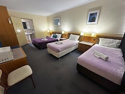 The Q Motel