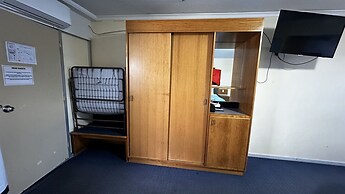 The Q Motel