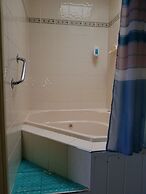 The Q Motel
