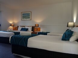 The Q Motel