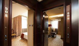 Metropole Hotel