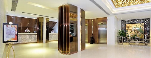 Metropole Hotel
