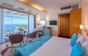Tropical Hotel