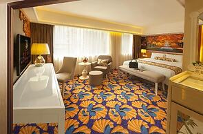 Hotel Beverly Plaza