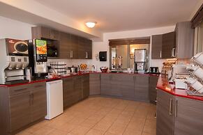 Super 8 by Wyndham Truro NS
