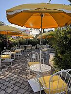 Rosedon Hotel