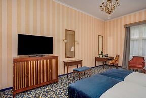 Ensana Grand Margaret Island