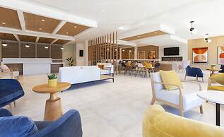 Strata Hotel