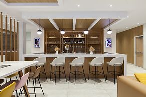 Strata Hotel