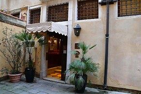Duodo Palace Hotel