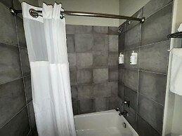 Super 8 by Wyndham Fort St. John BC