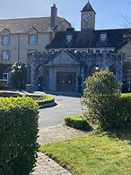 Abbey Court