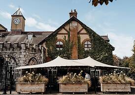 Abbey Court