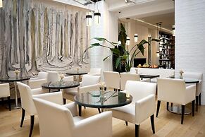 Hotel Le A