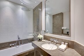 Hotel Le A