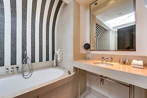 Hotel Le A