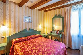 Hotel Tintoretto