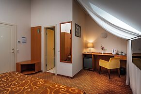 Mabre Residence Hotel