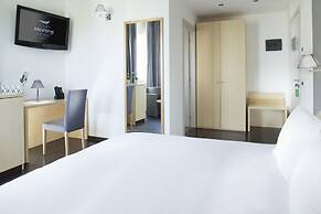 Club Meeting Hotel