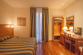 Laurentia Hotel