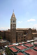 Laurentia Hotel