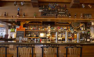 Whistler's Inn