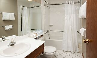 Whistler's Inn