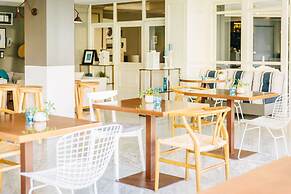Hotel Almirante