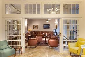 Hotel Capitol