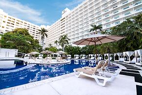 Hotel Emporio Acapulco