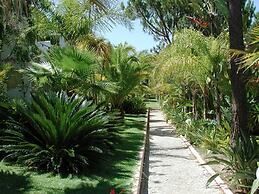 Ria Park Garden Hotel