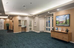 Campus Tower Suite Hotel