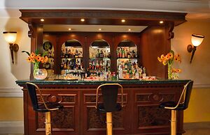 Hellenia Yachting Hotel