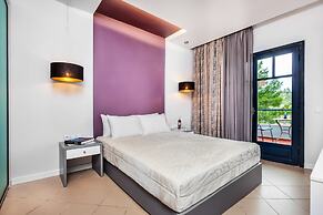 Atrium Hotel