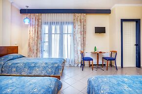 Atrium Hotel