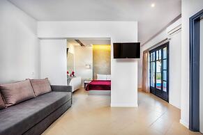 Atrium Hotel