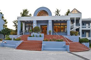 Atrium Hotel