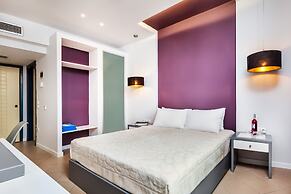 Atrium Hotel