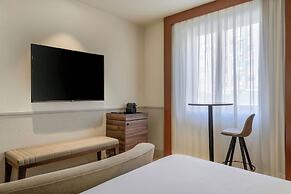 AC Hotel Los Vascos by Marriott