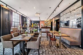 Hanza Hotel