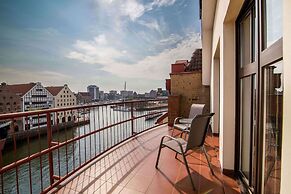 Hanza Hotel