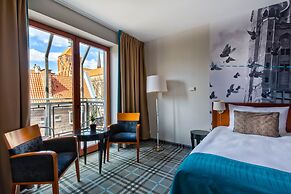 Hanza Hotel