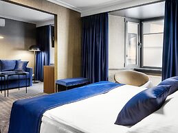 Hotel Logos