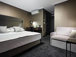 Hotel Logos