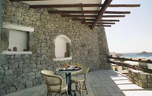 Pelican Bay Hotel